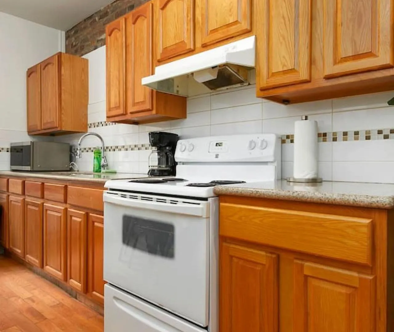 Prime Location Charming 4Br In Downtown Mtl- Zj0 Apartment Montreal
