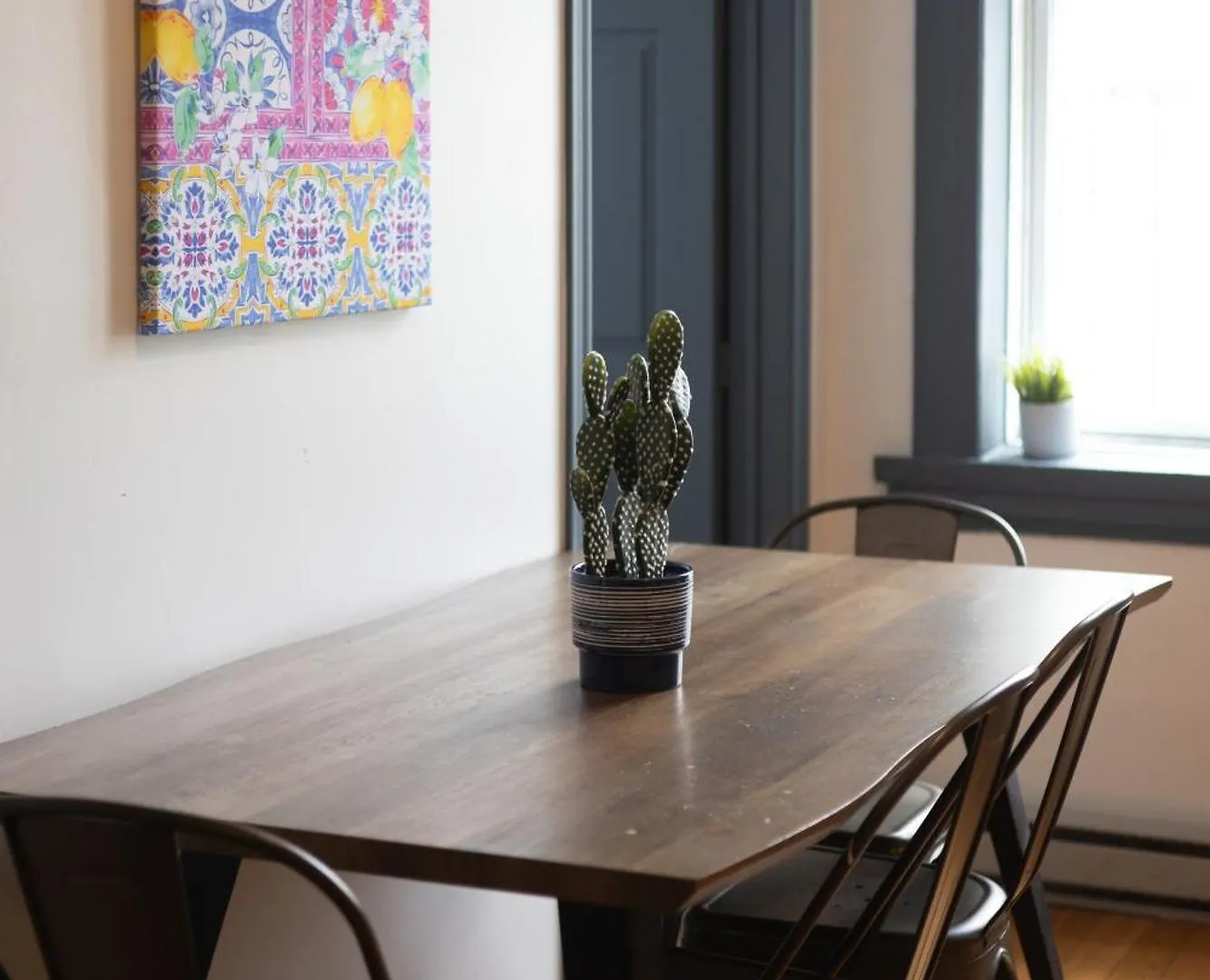 Prime Location Charming 4Br In Downtown Mtl Apartment Montreal
