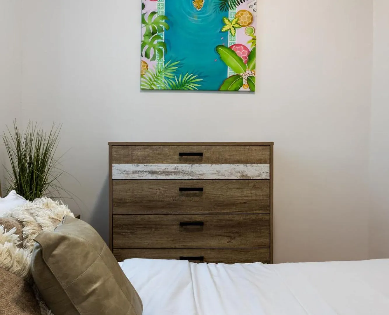 Prime Location Charming 4Br In Downtown Mtl Apartment Montreal
