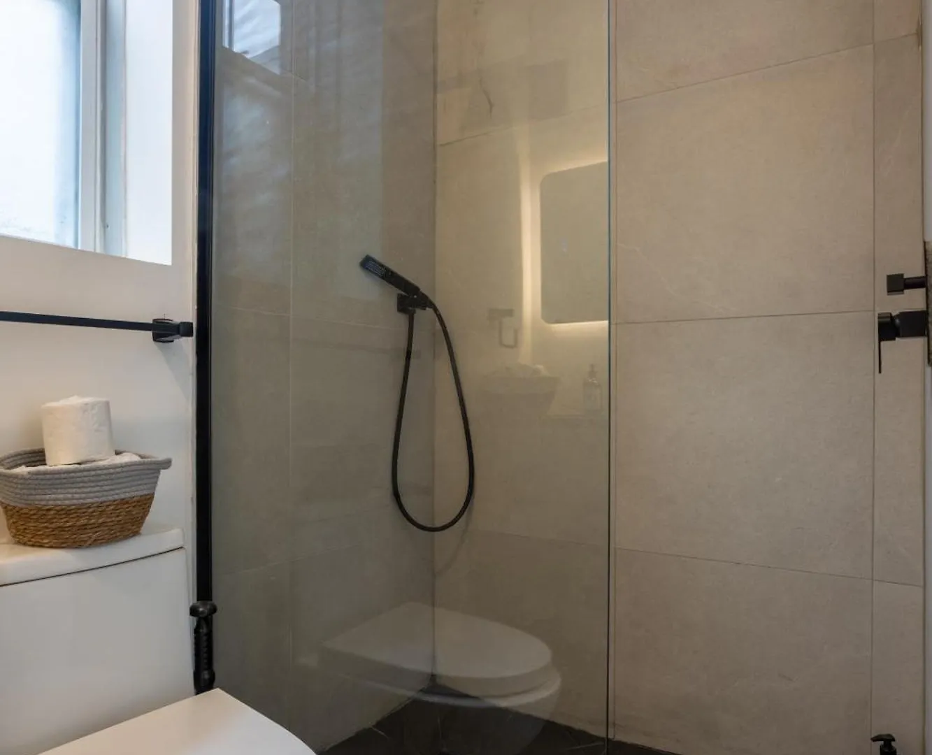 Prime Location Charming 4Br In Downtown Mtl Apartment Montreal